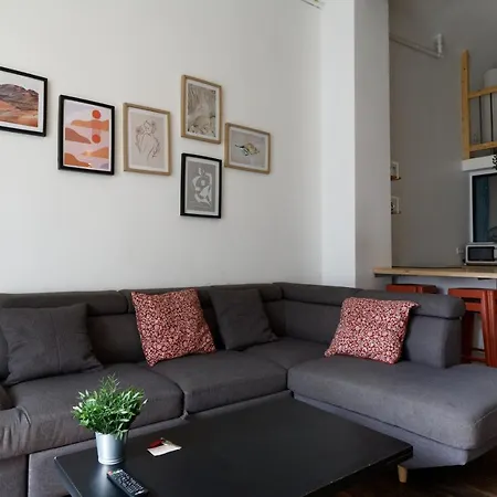 Sleep In Montpellier, Louise, Centre, Gare, 2 Ch, Tram St-denis Apartment *