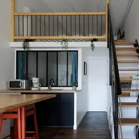 Apartment Sleep In Montpellier, Louise, Centre, Gare, 2 Ch, Tram St-denis Montpellier